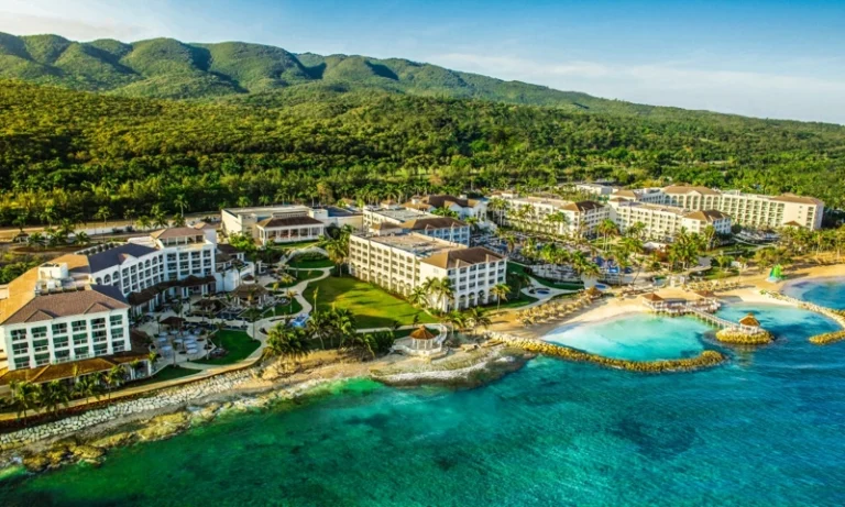 Hyatt Completes Acquisition of Playa Hotels & Resorts