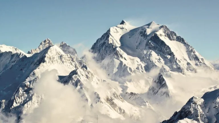 Rosewood to Open First French Alps Property in 2025