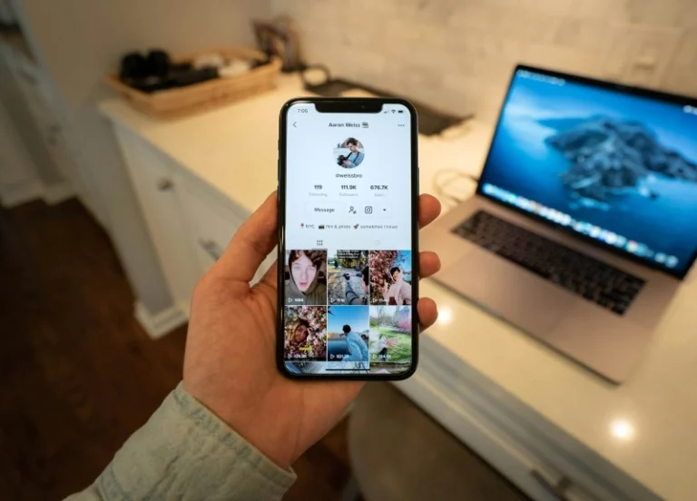 TikTok’s In-App Booking with Booking.com